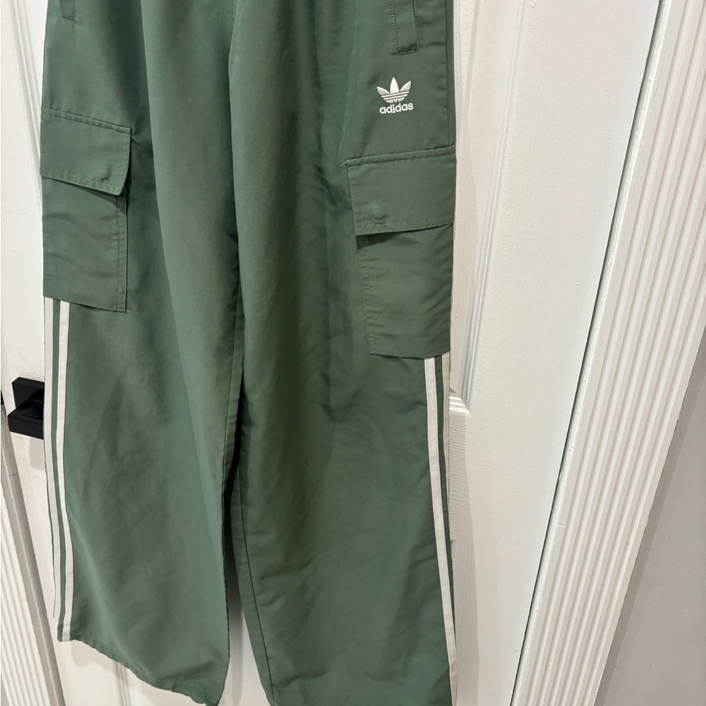 Adidas Kids Olive Cargo Pants - Picture 2 of 10
